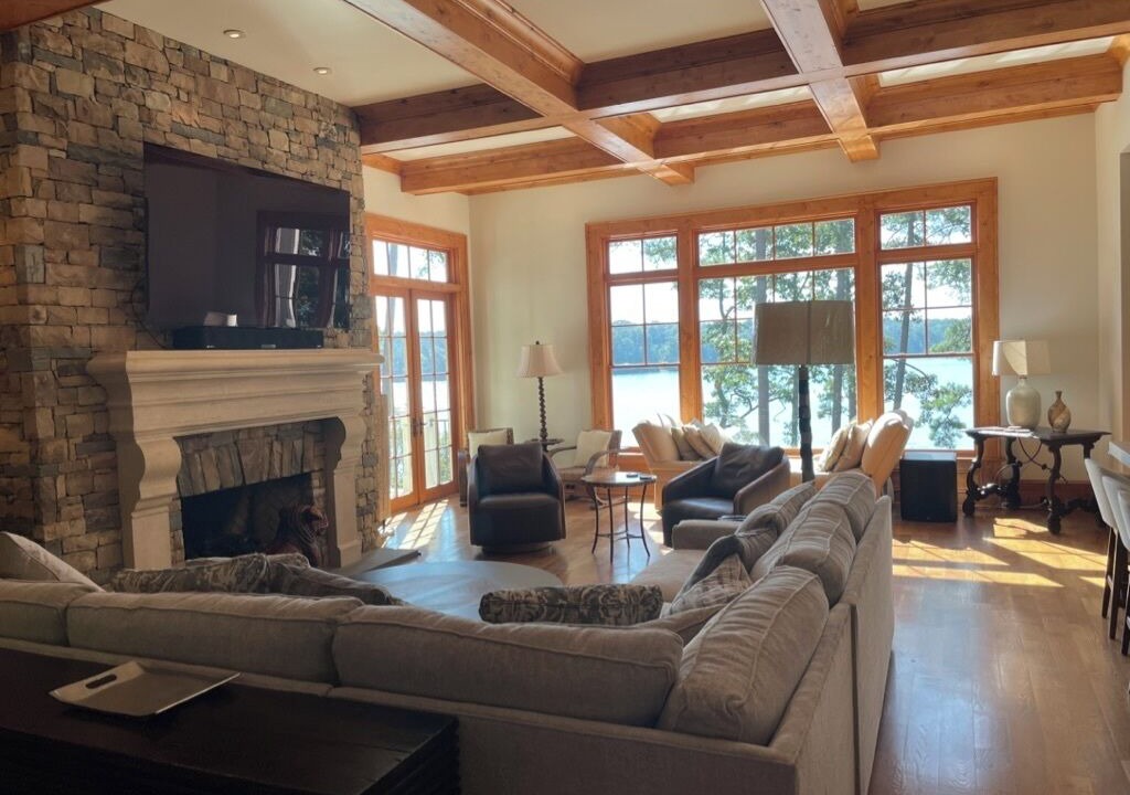 Photo of Livingroom in Lake Oconee