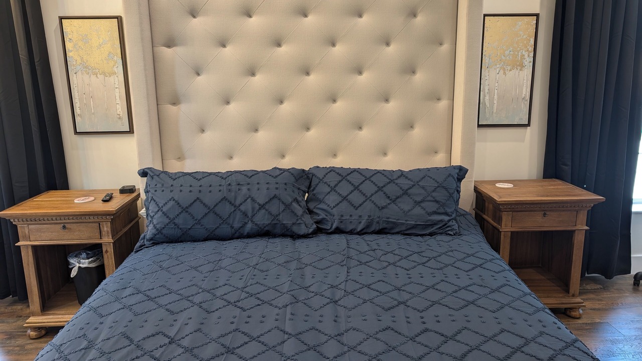 Photo of Bedroom in Maryville