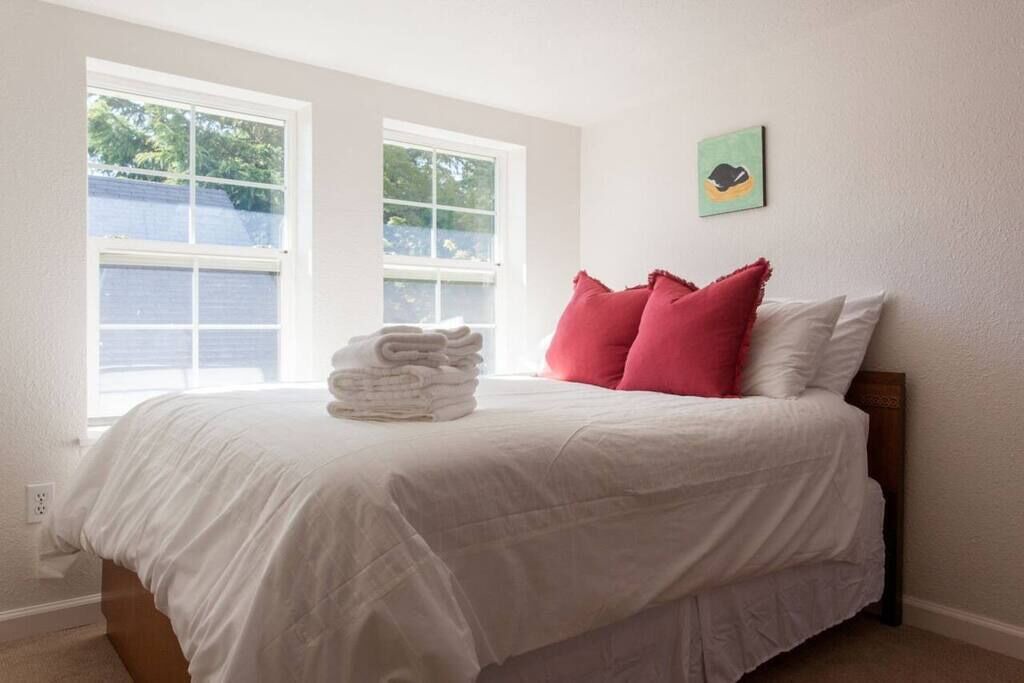 Photo of Bedroom in Sunnyside
