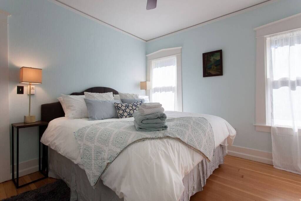 Photo of Bedroom in Sunnyside