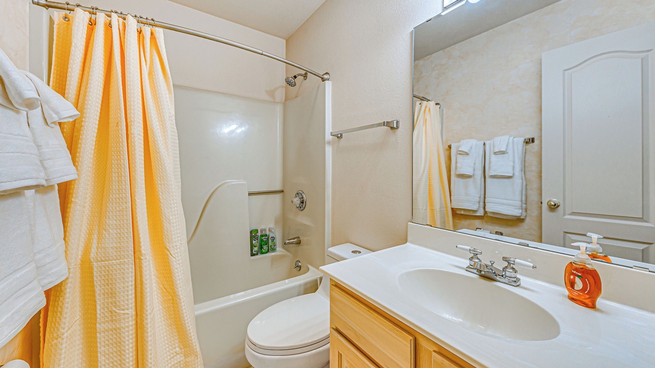 Photo of Bathroom in Cloudcroft