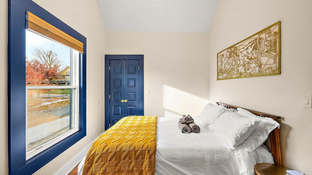 Photo of Bedroom in Old West Side