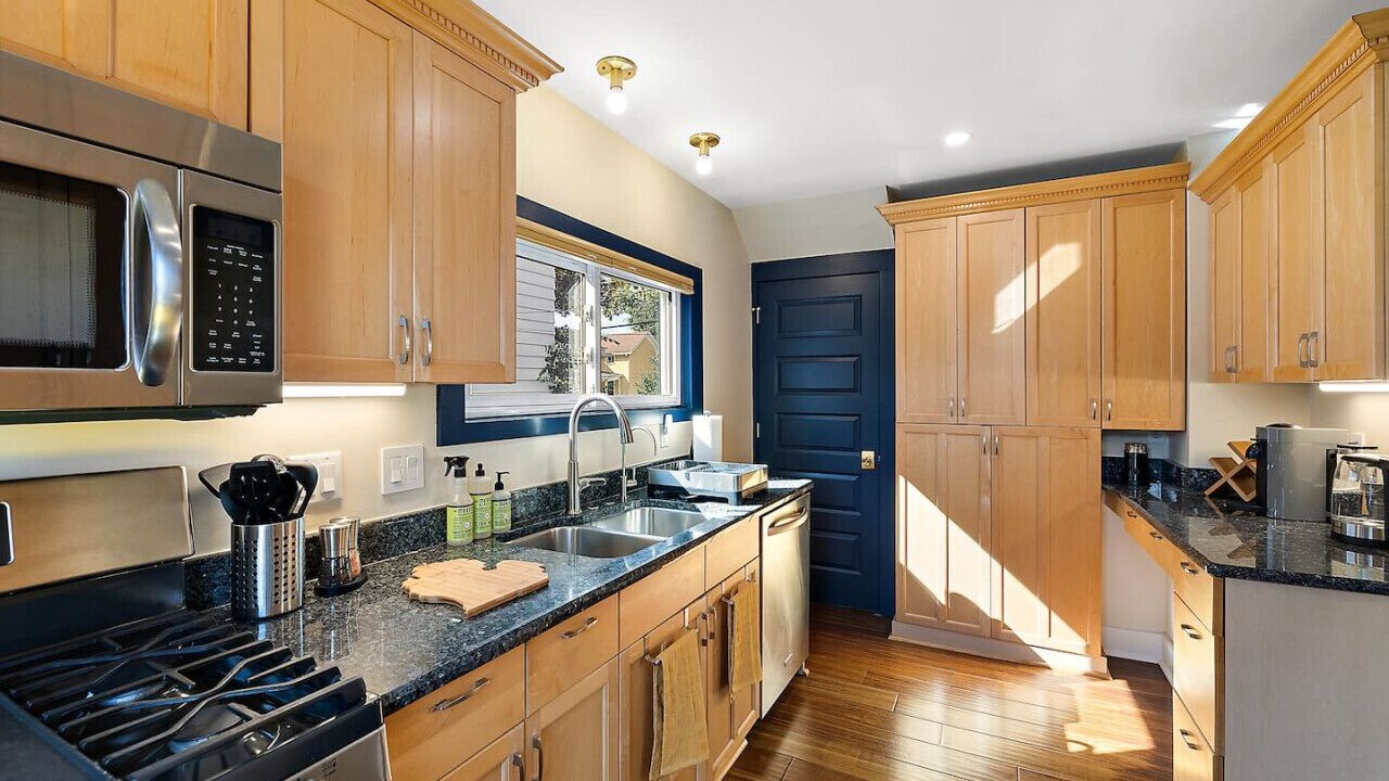 Photo of Kitchen in Old West Side