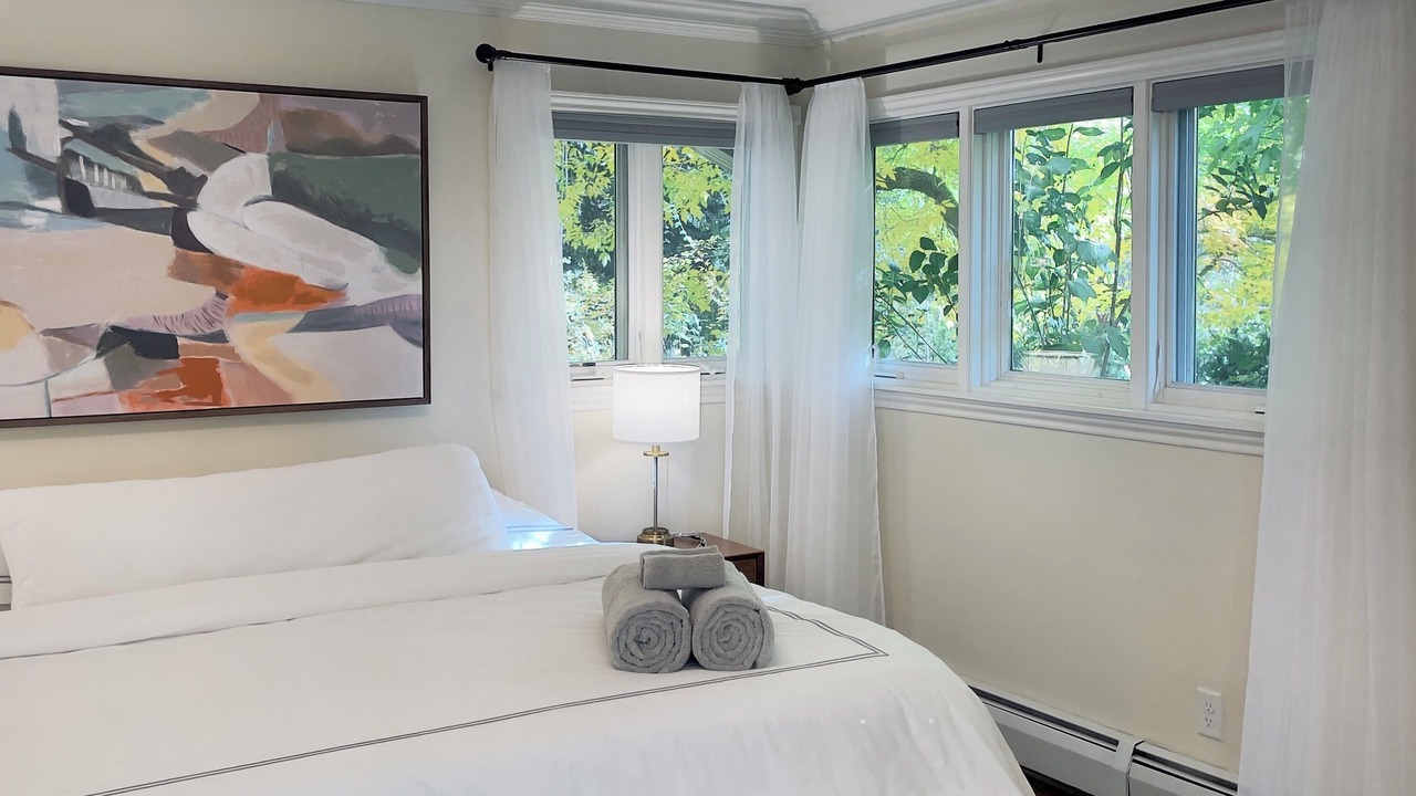 Photo of Bedroom in Interurban Park