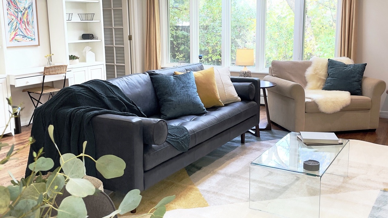 Photo of Livingroom in Interurban Park