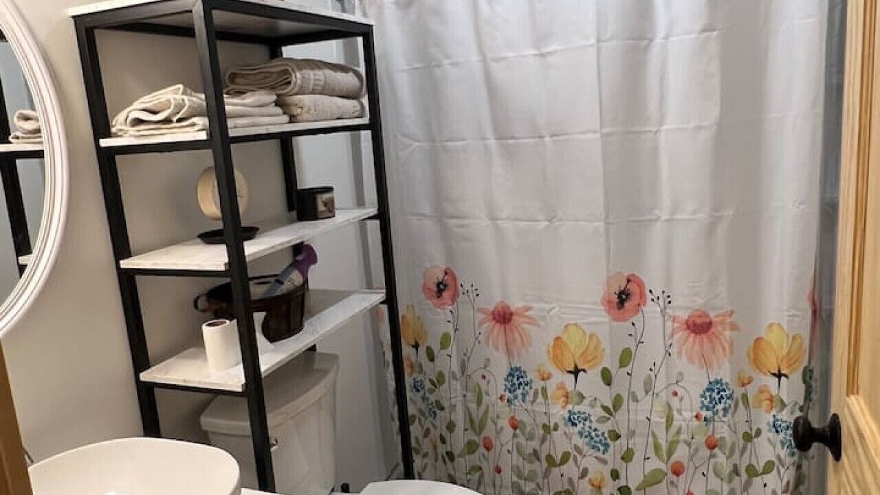Photo of Bathroom in Crellin