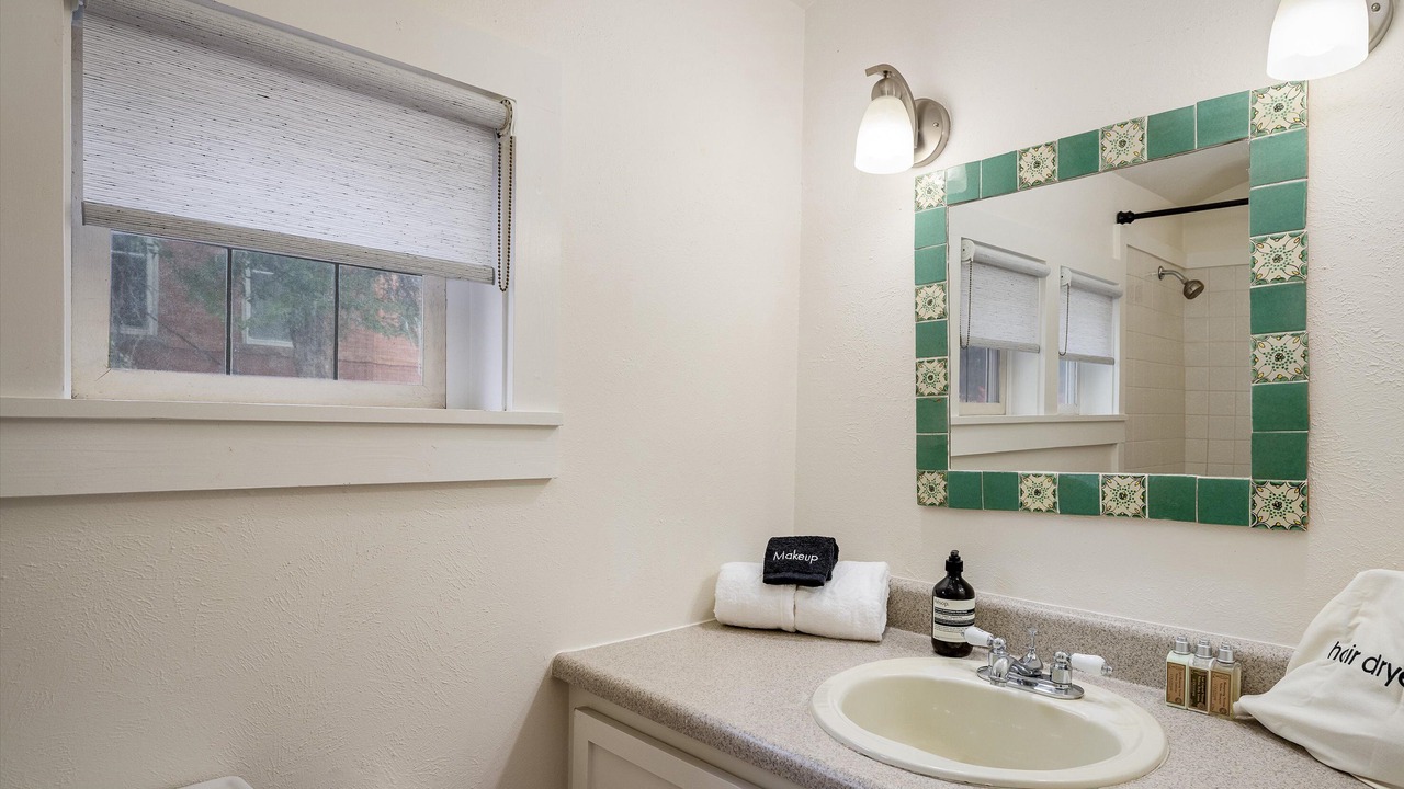 Photo of Bathroom in Central Boulder