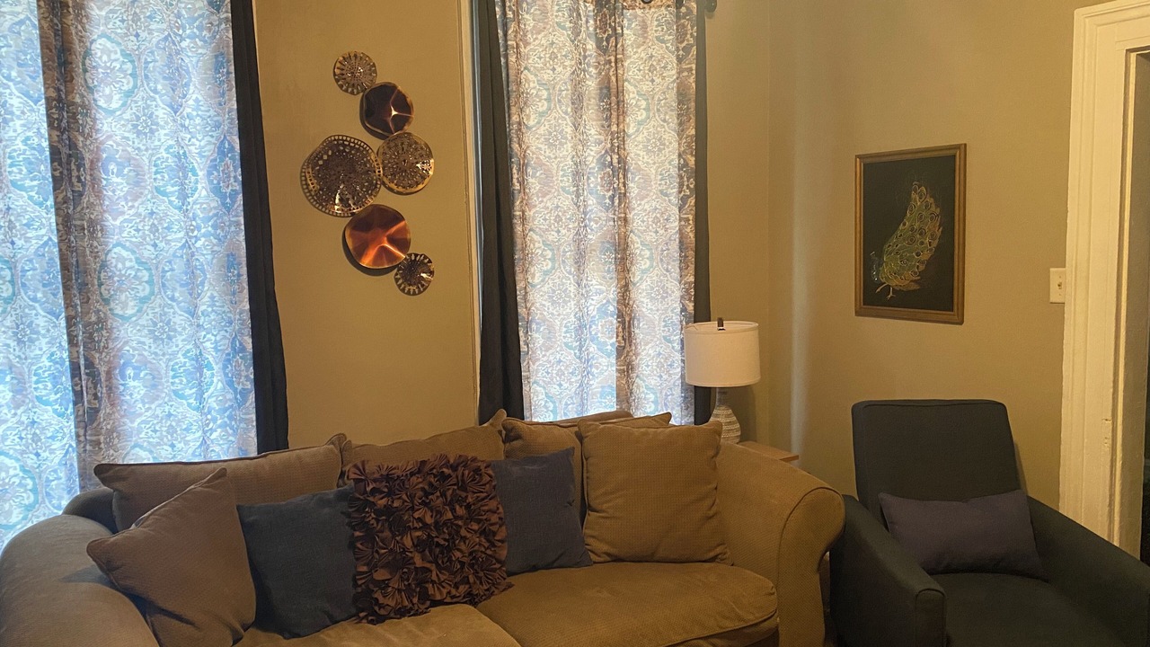 Photo of Livingroom in Wheeling
