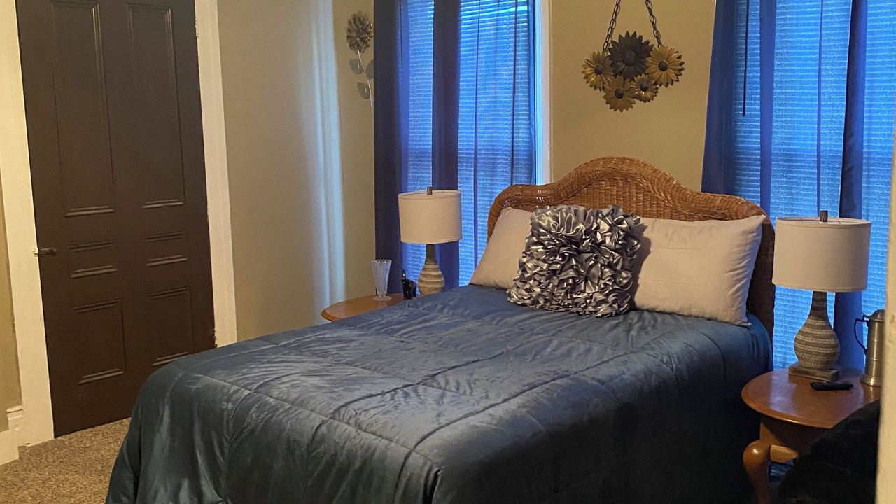 Photo of Bedroom in Wheeling