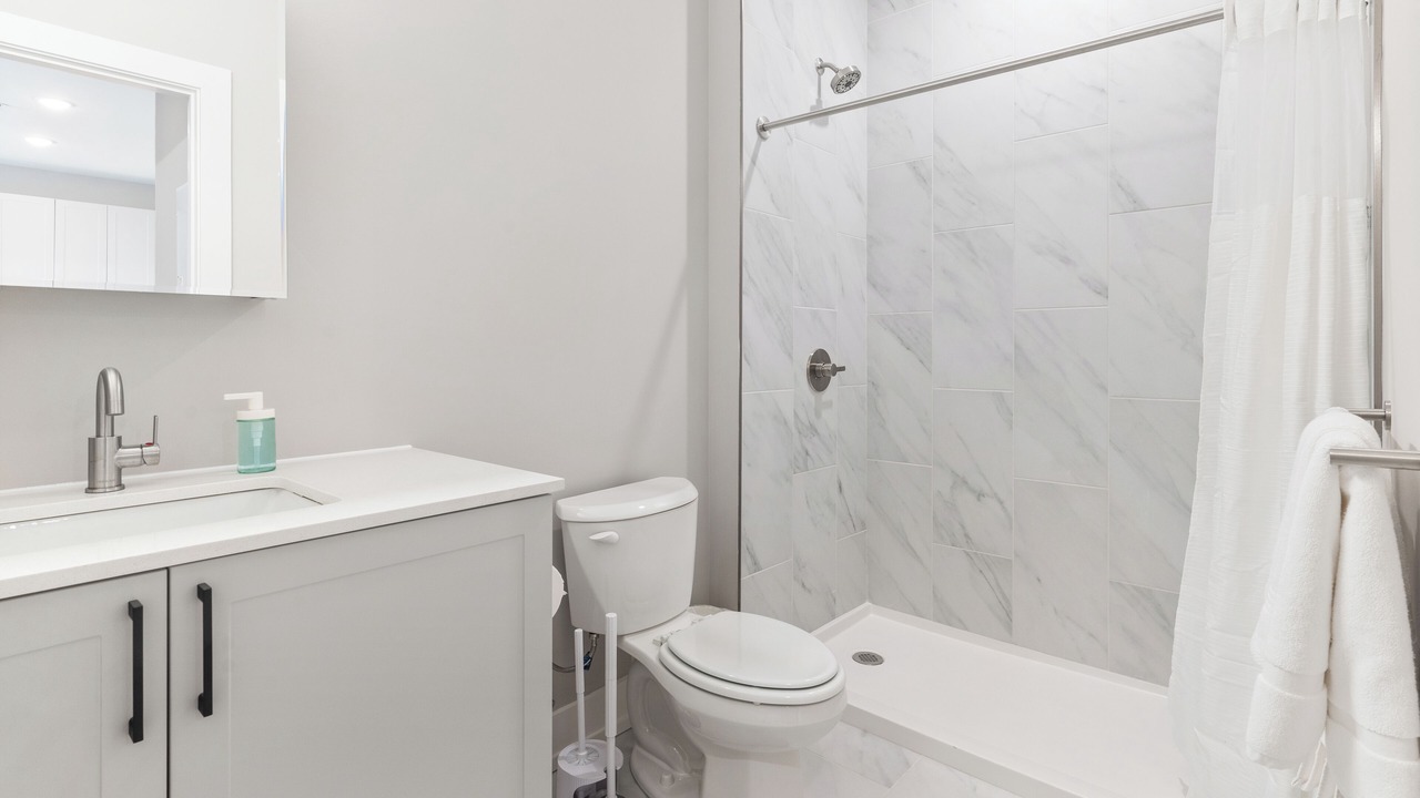 Photo of Bathroom in North Philadelphia