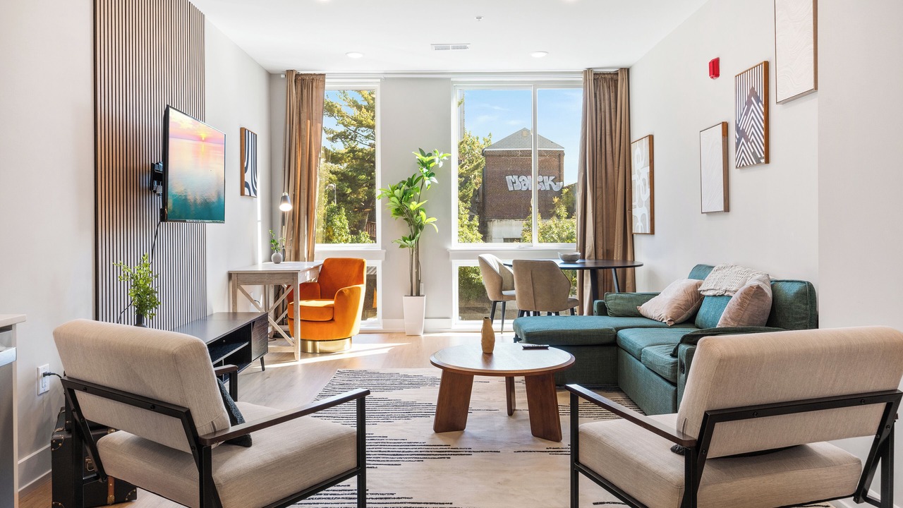 Photo of Livingroom in North Philadelphia