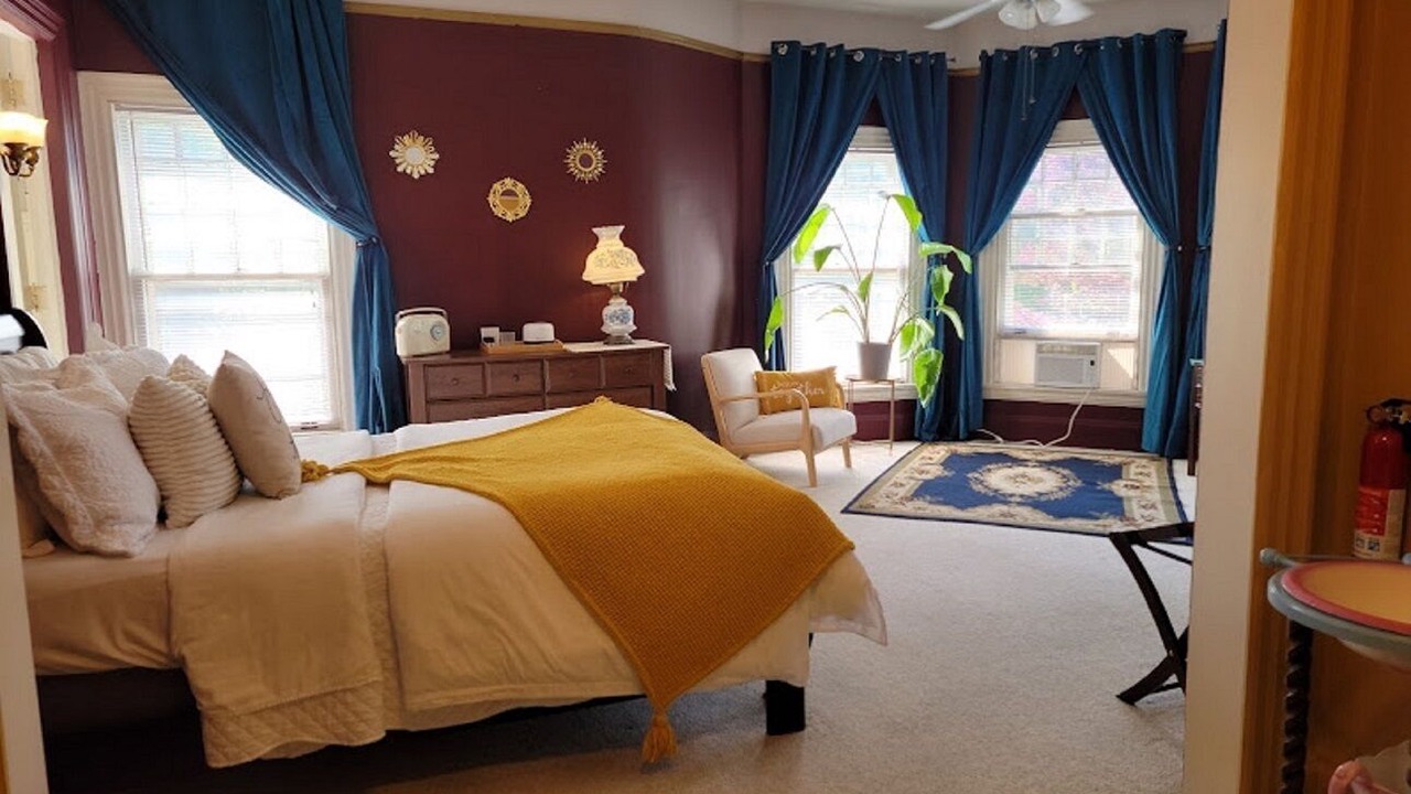 Photo of Bedroom in Downtown Toledo