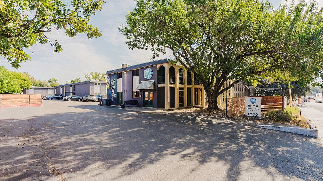 Photo of Outdoor in Cherrywood