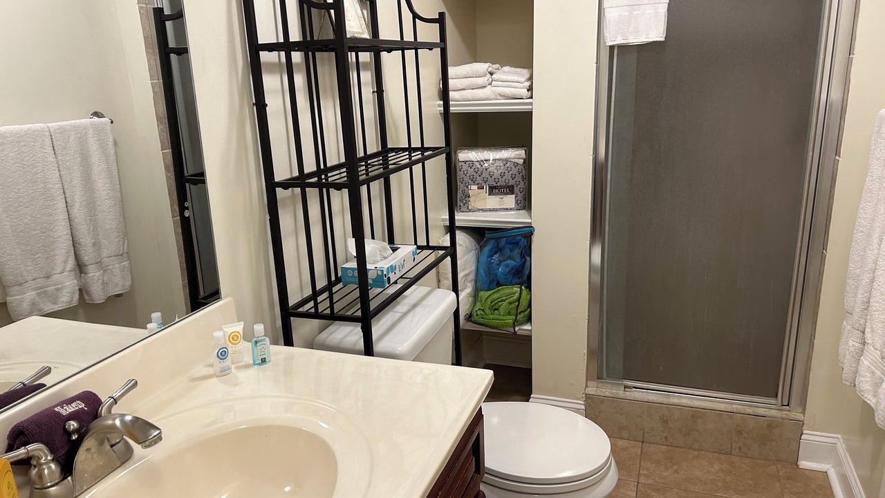 Photo of Bathroom in Collegedale