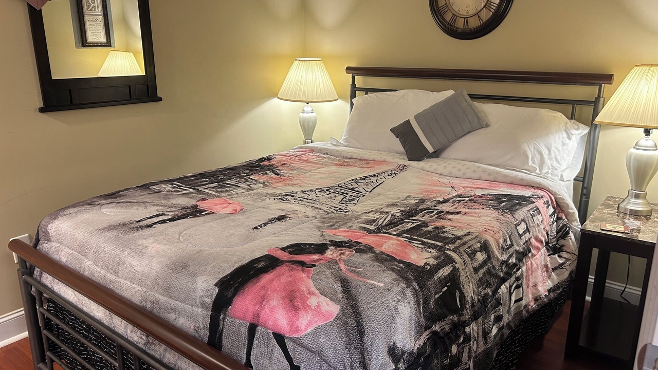 Photo of Bedroom in Collegedale