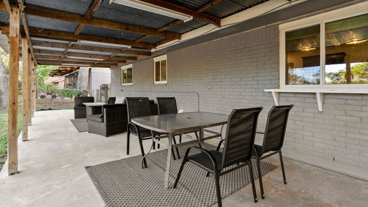 Photo of Outdoor in Sweetbriar
