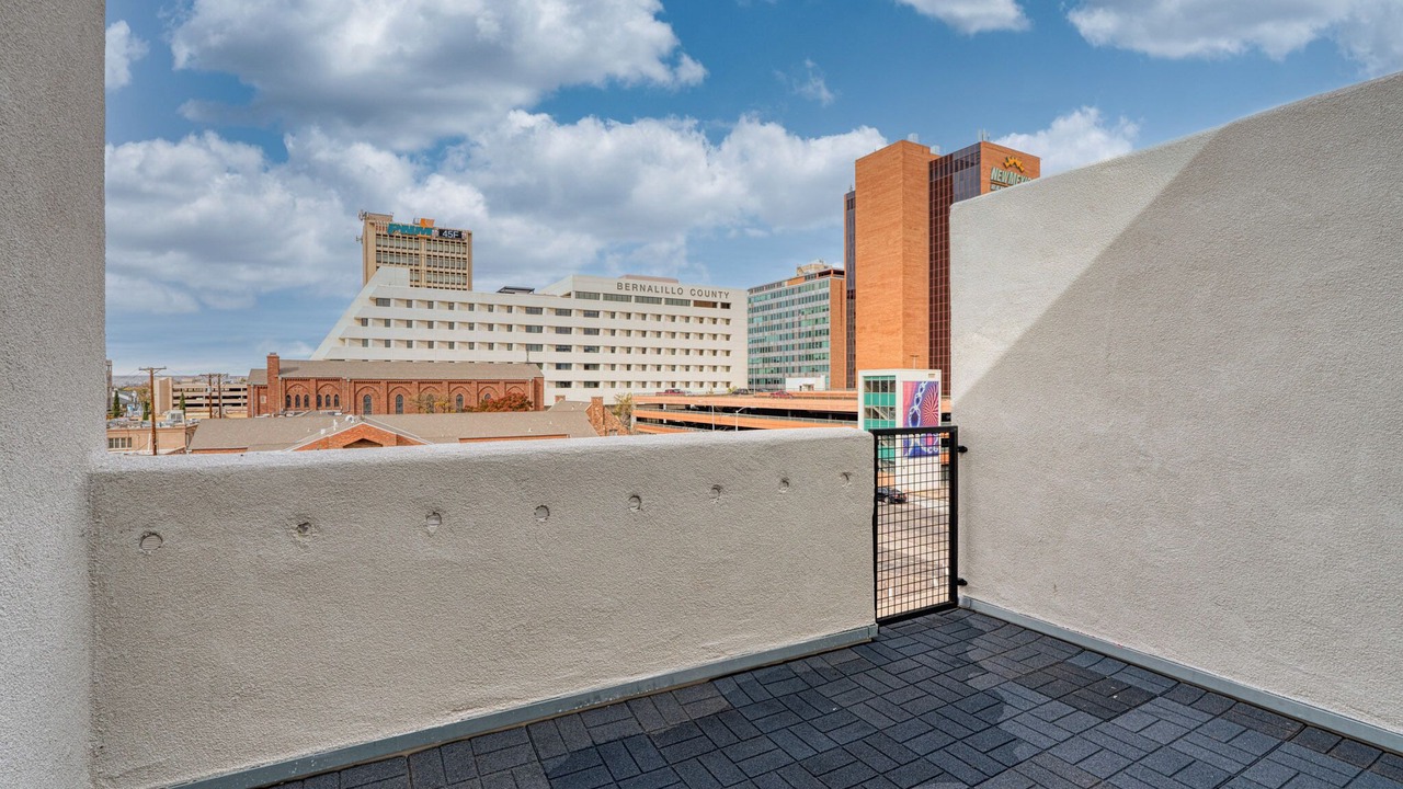 Photo of Outdoor in Raynolds Addition