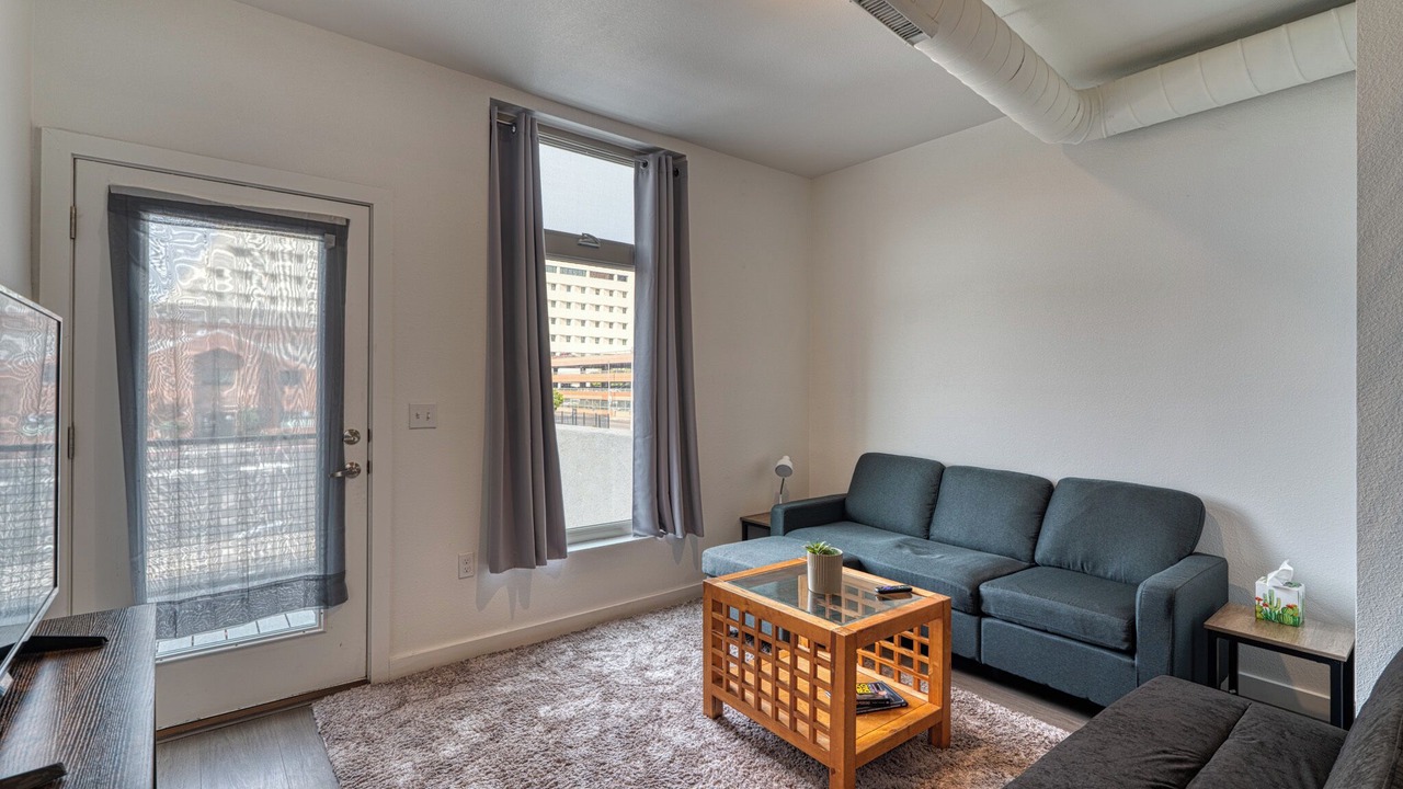 Photo of Livingroom in Raynolds Addition