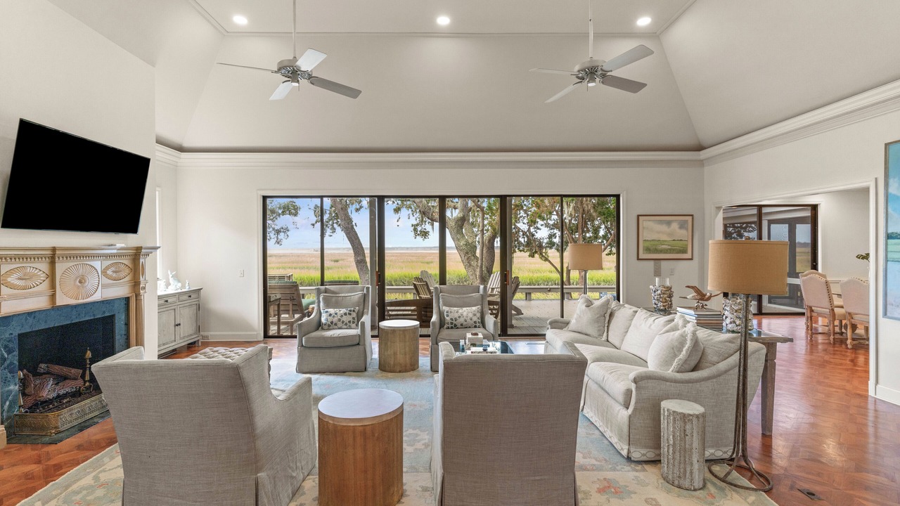 Photo of Others in Sea Island
