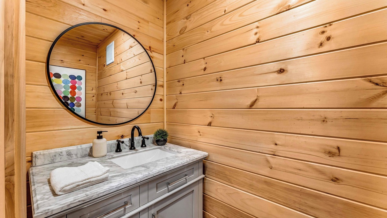 Photo of Bathroom in White Haven