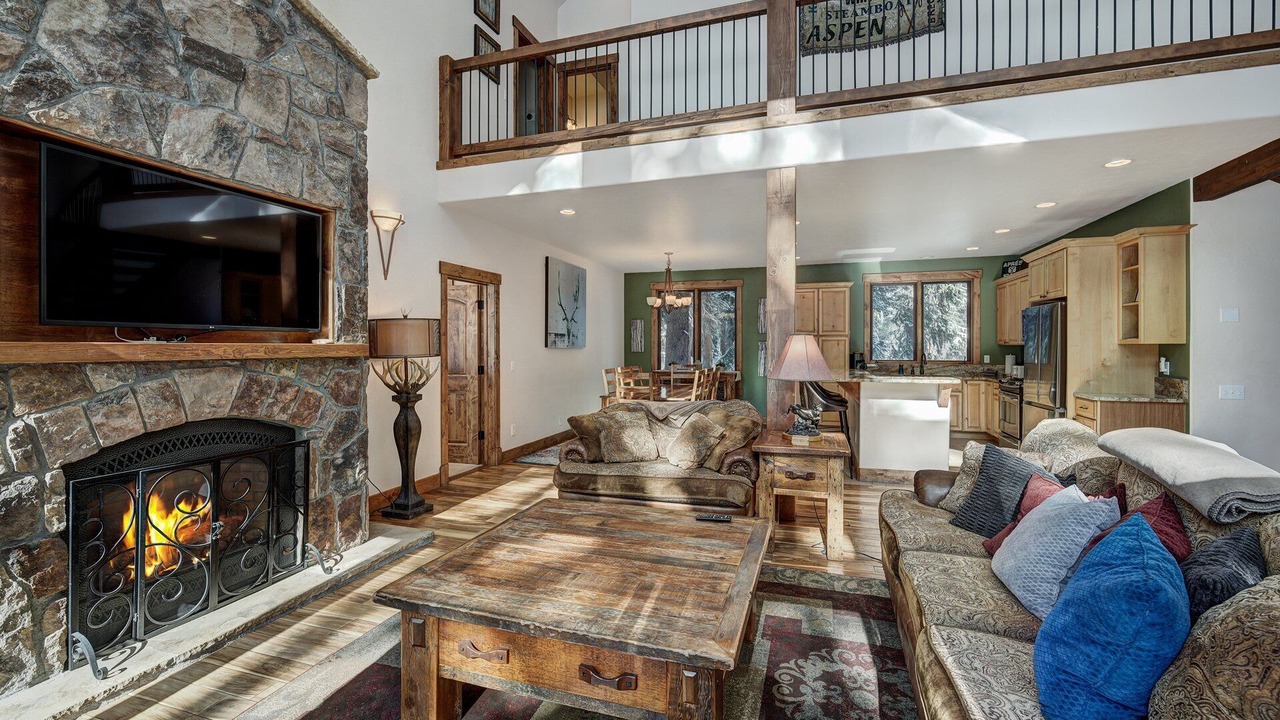 Photo of Livingroom in Sunny Slope