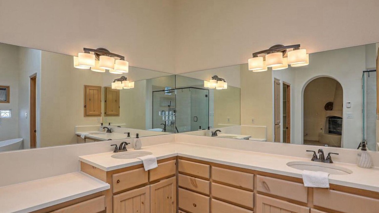 Photo of Bathroom in North Albuquerque Acres