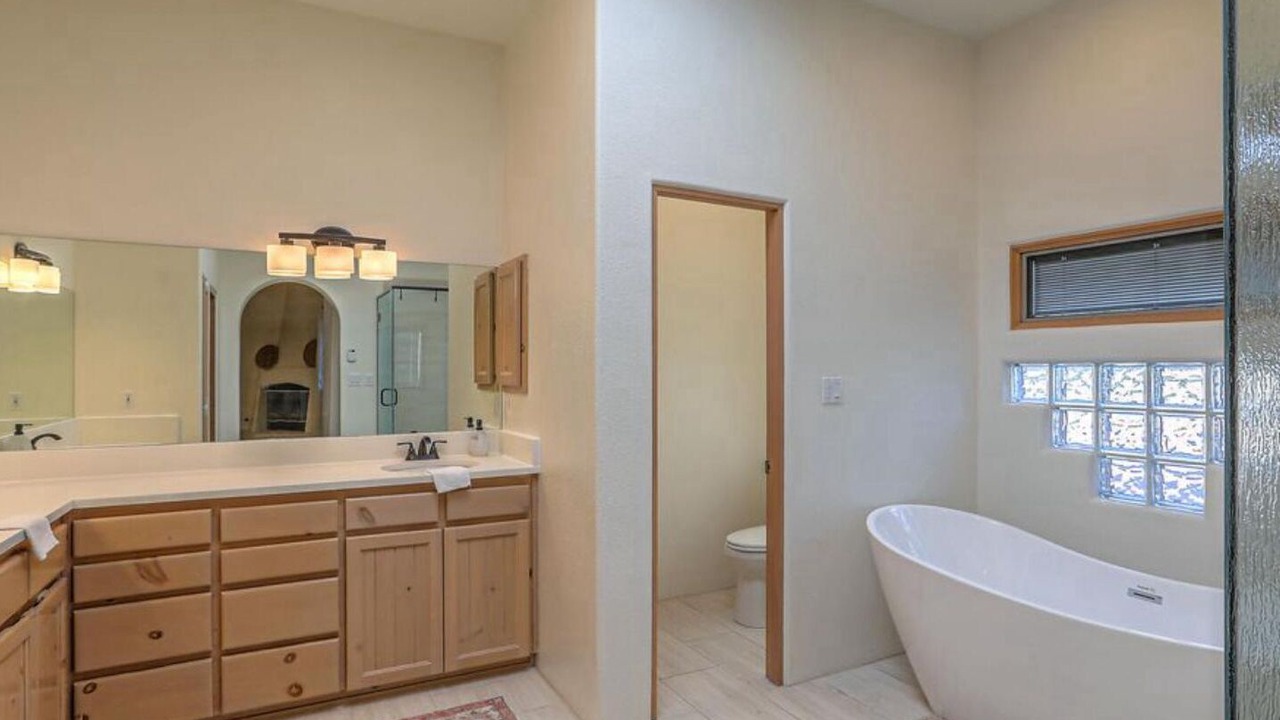 Photo of Bathroom in North Albuquerque Acres