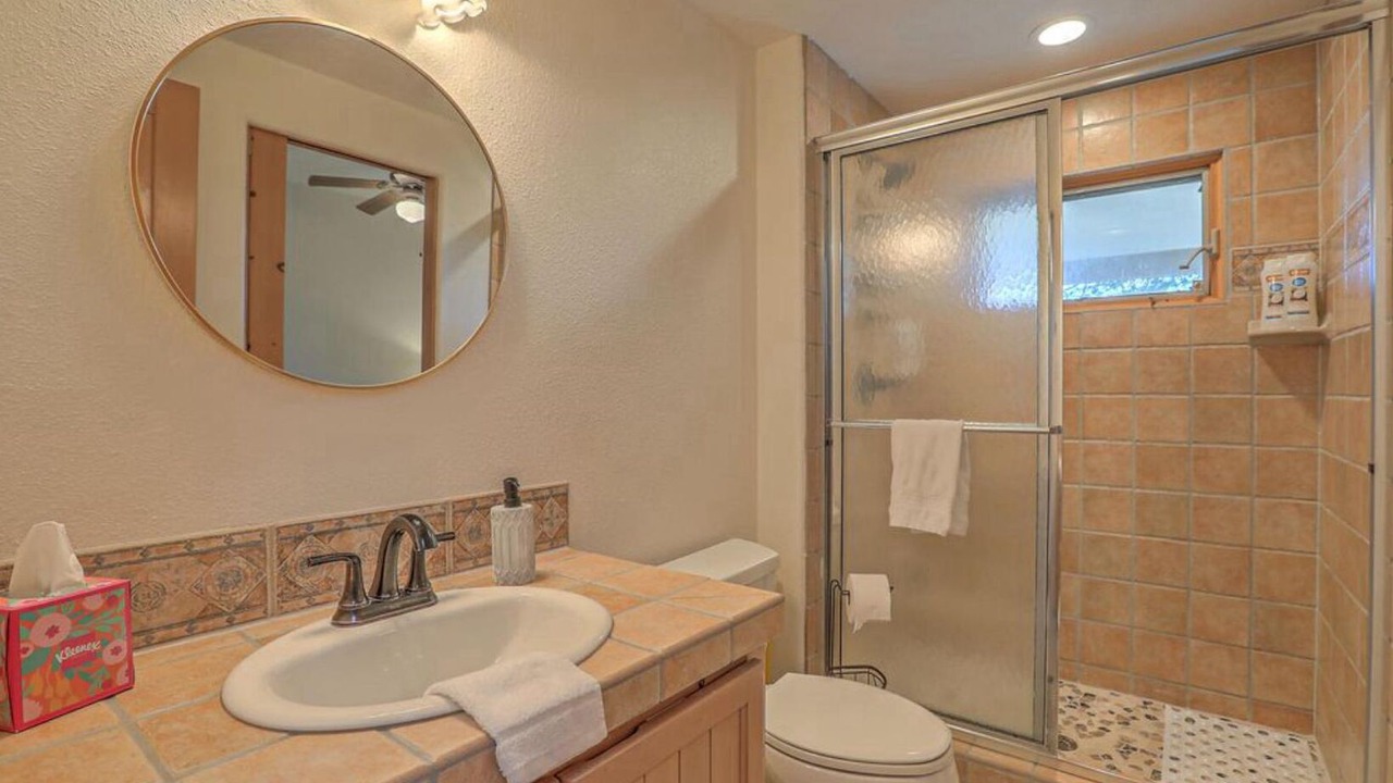 Photo of Bathroom in North Albuquerque Acres