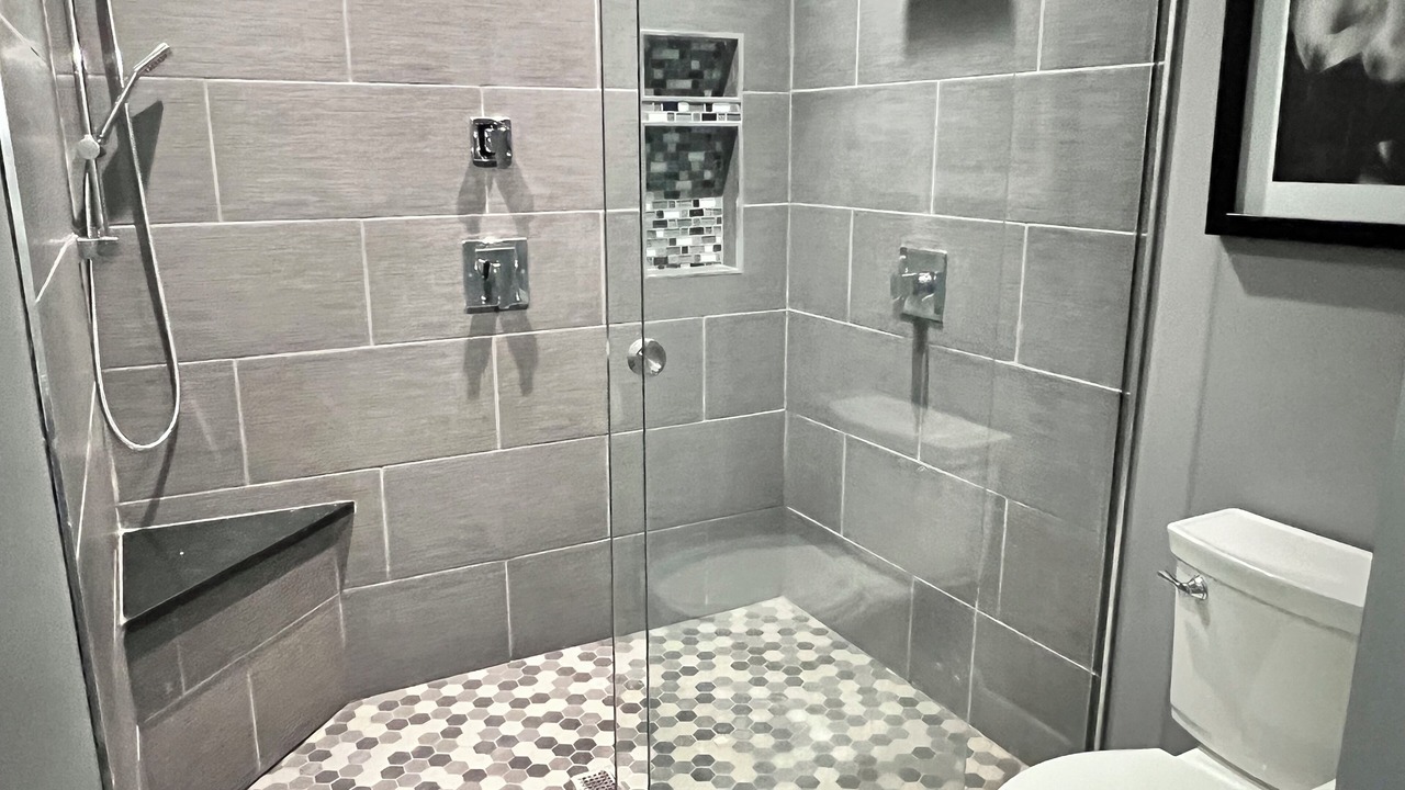 Photo of Bathroom in Huron