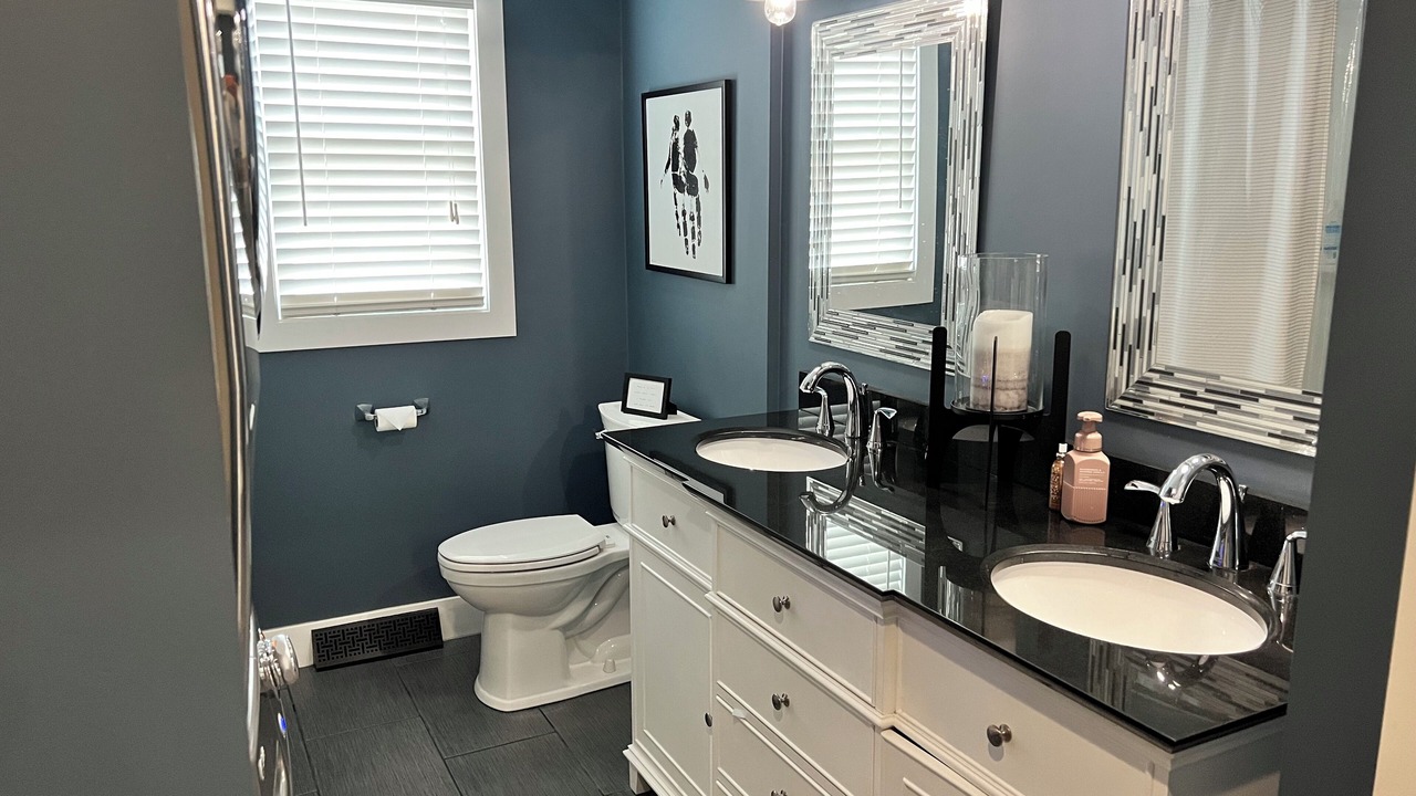 Photo of Bathroom in Huron