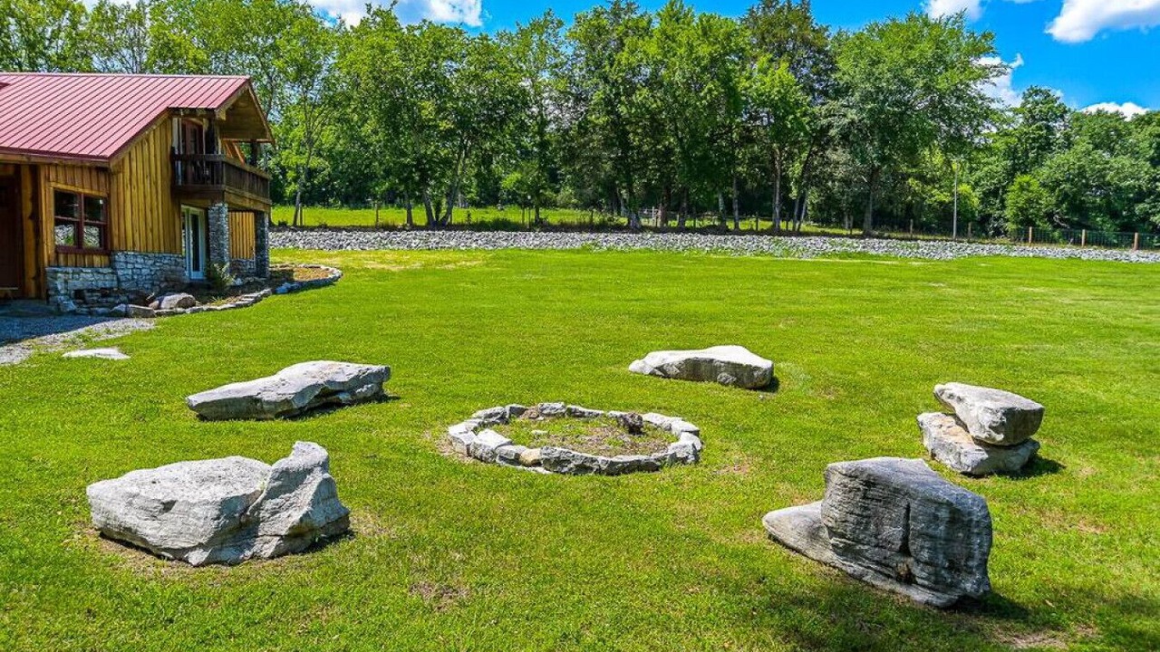 Photo of Outdoor in Fayetteville