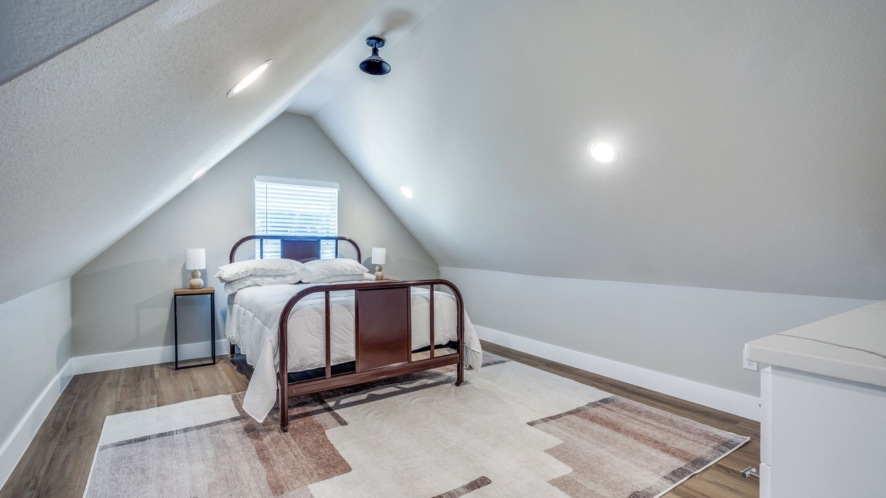Photo of Bedroom in Hickory Creek