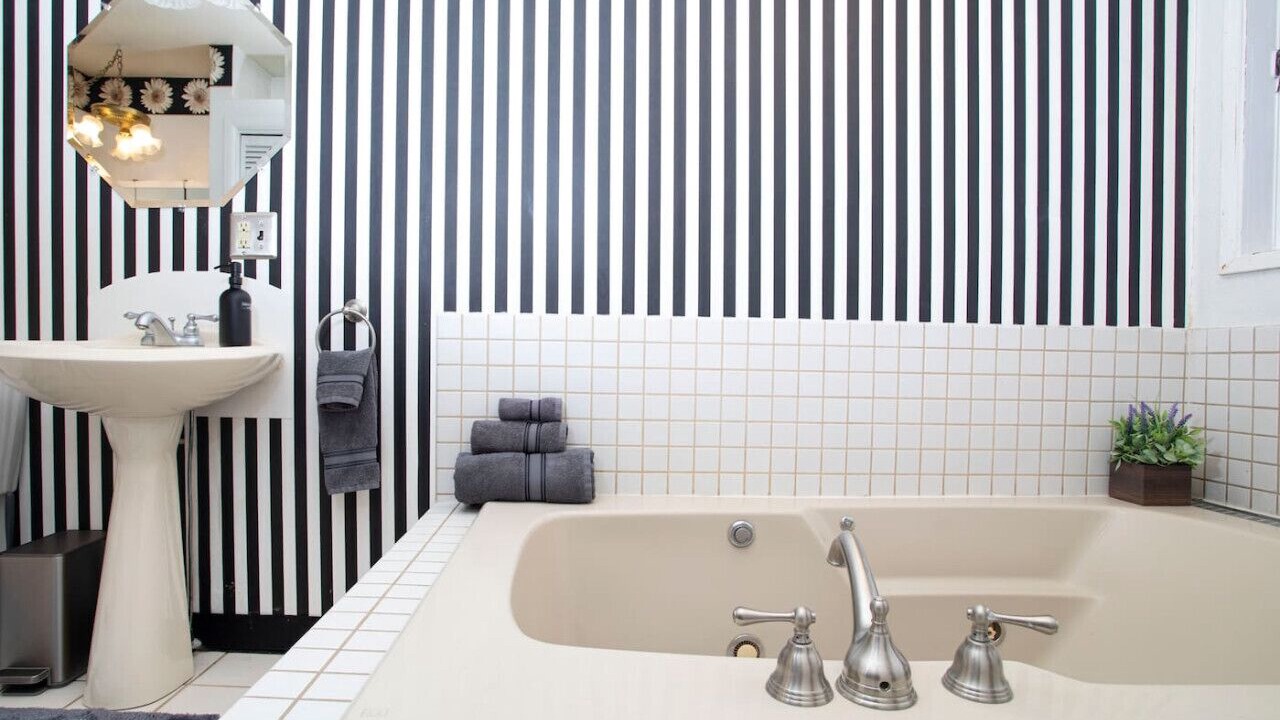 Photo of Bathroom in College