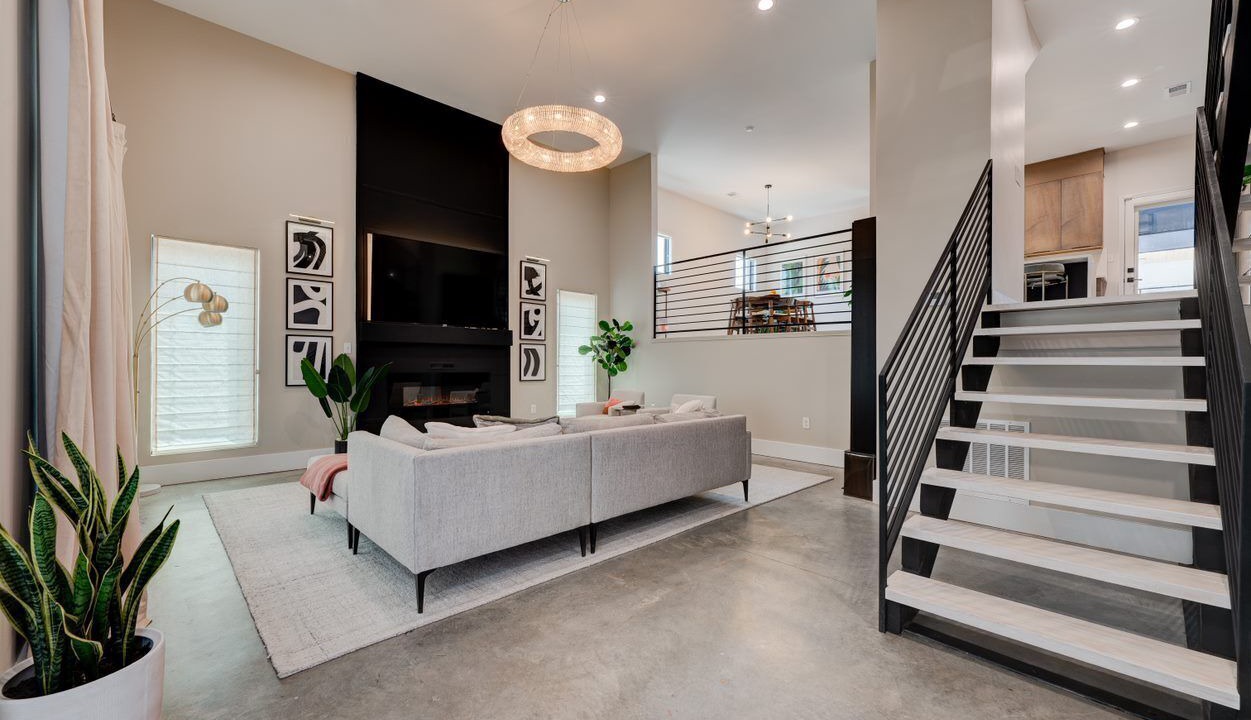 Photo of Livingroom in New Pathways