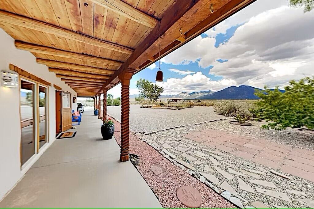Photo of Patio Balcony in Arroyo Hondo