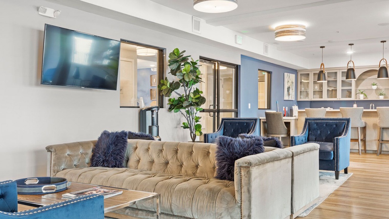 Photo of Livingroom in NoHo Arts District