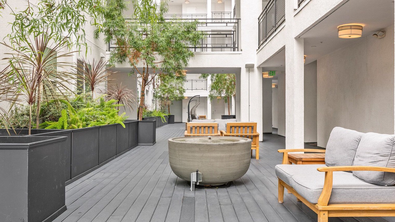 Photo of Patio Balcony in NoHo Arts District