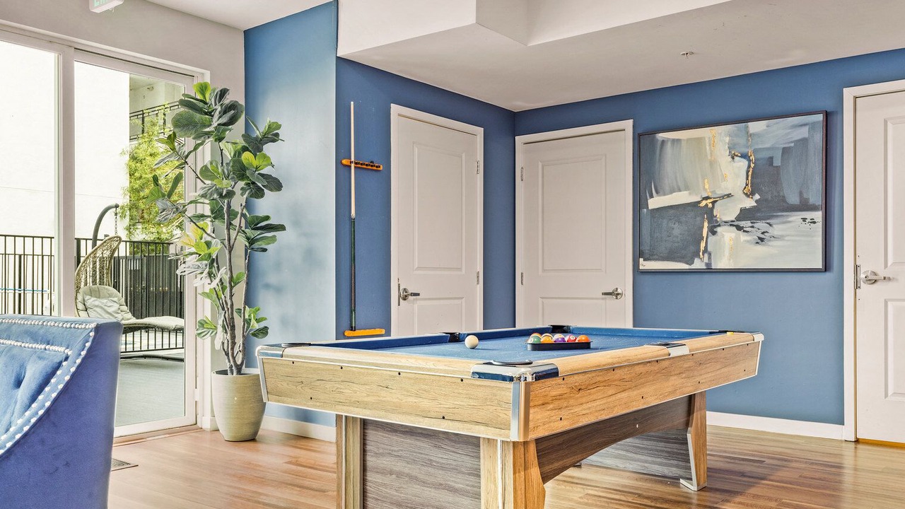 Photo of Bedroom in NoHo Arts District