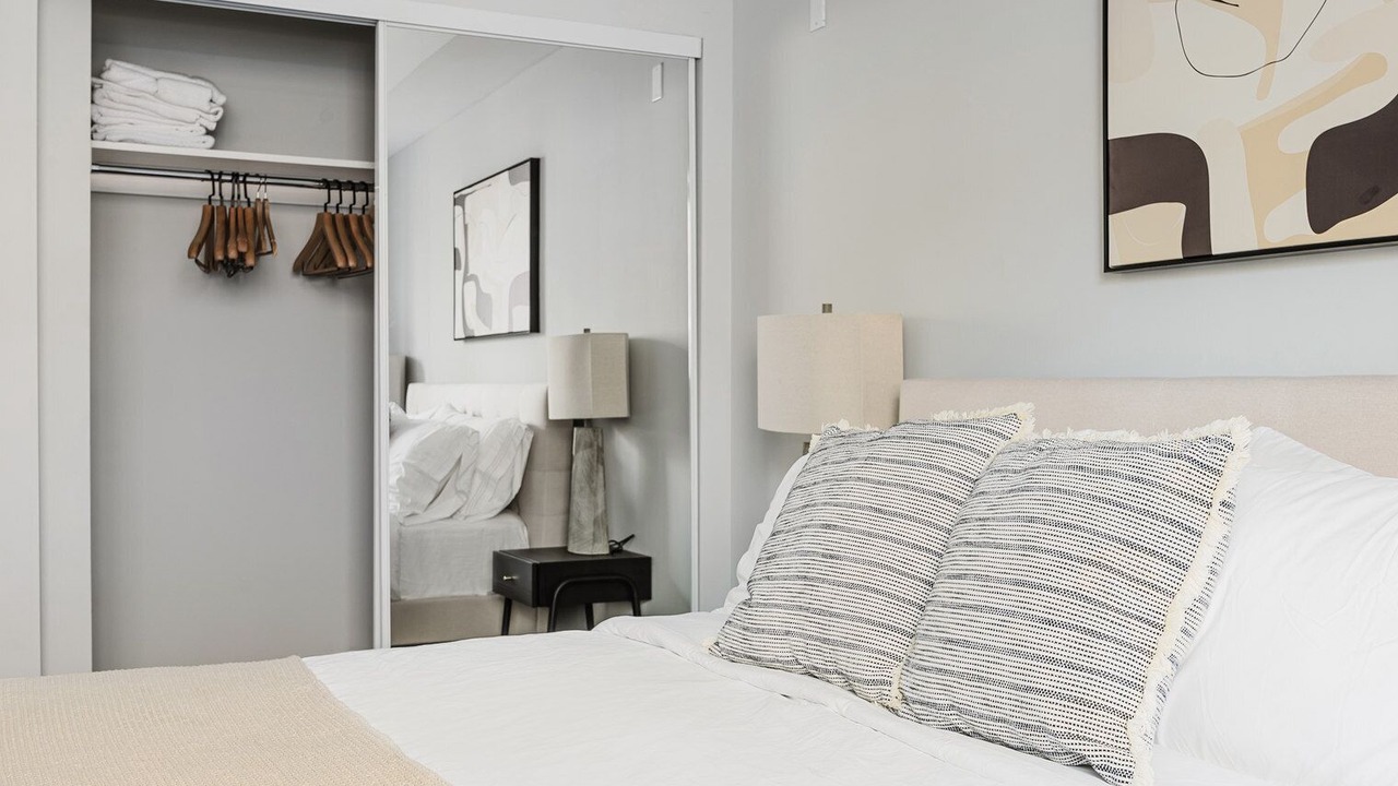 Photo of Bedroom in NoHo Arts District
