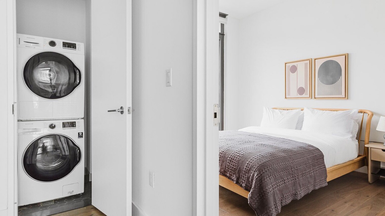 Photo of Bedroom in Hunters Point