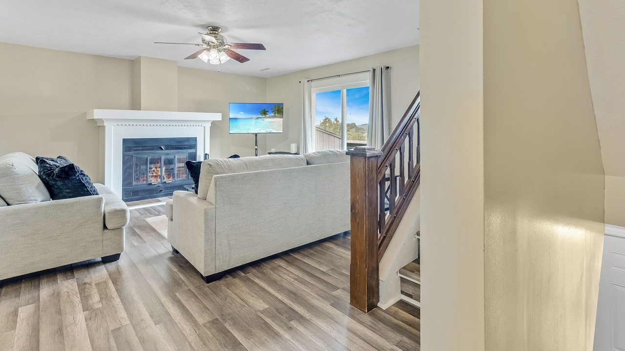 Photo of Livingroom in Star City
