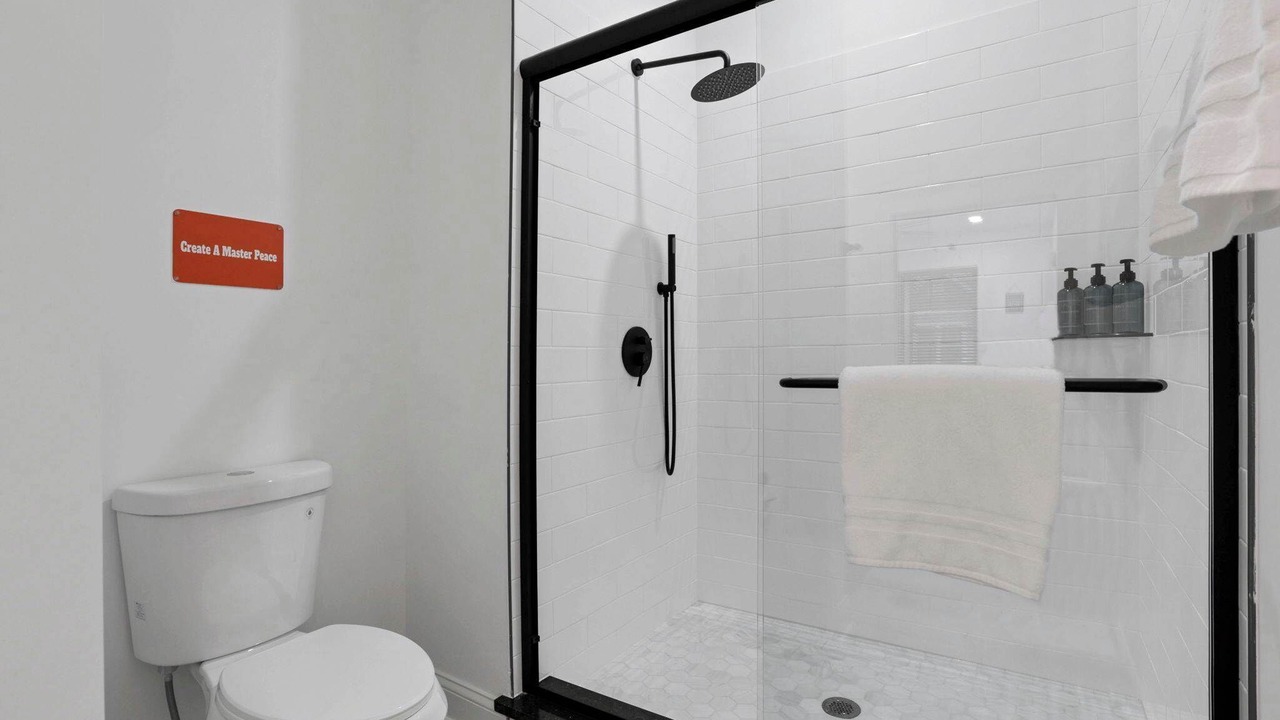 Photo of Bathroom in Buckeye Lake