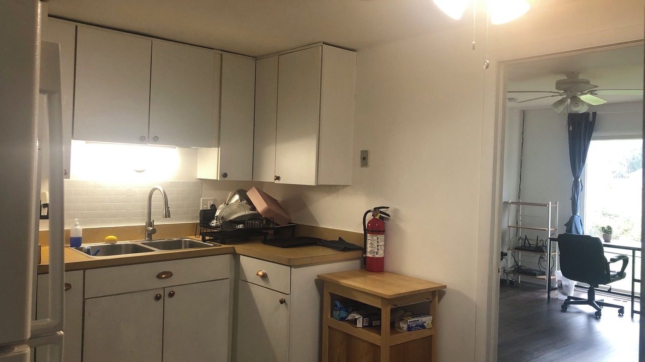 Photo of Kitchen in Bryant Pattengill East
