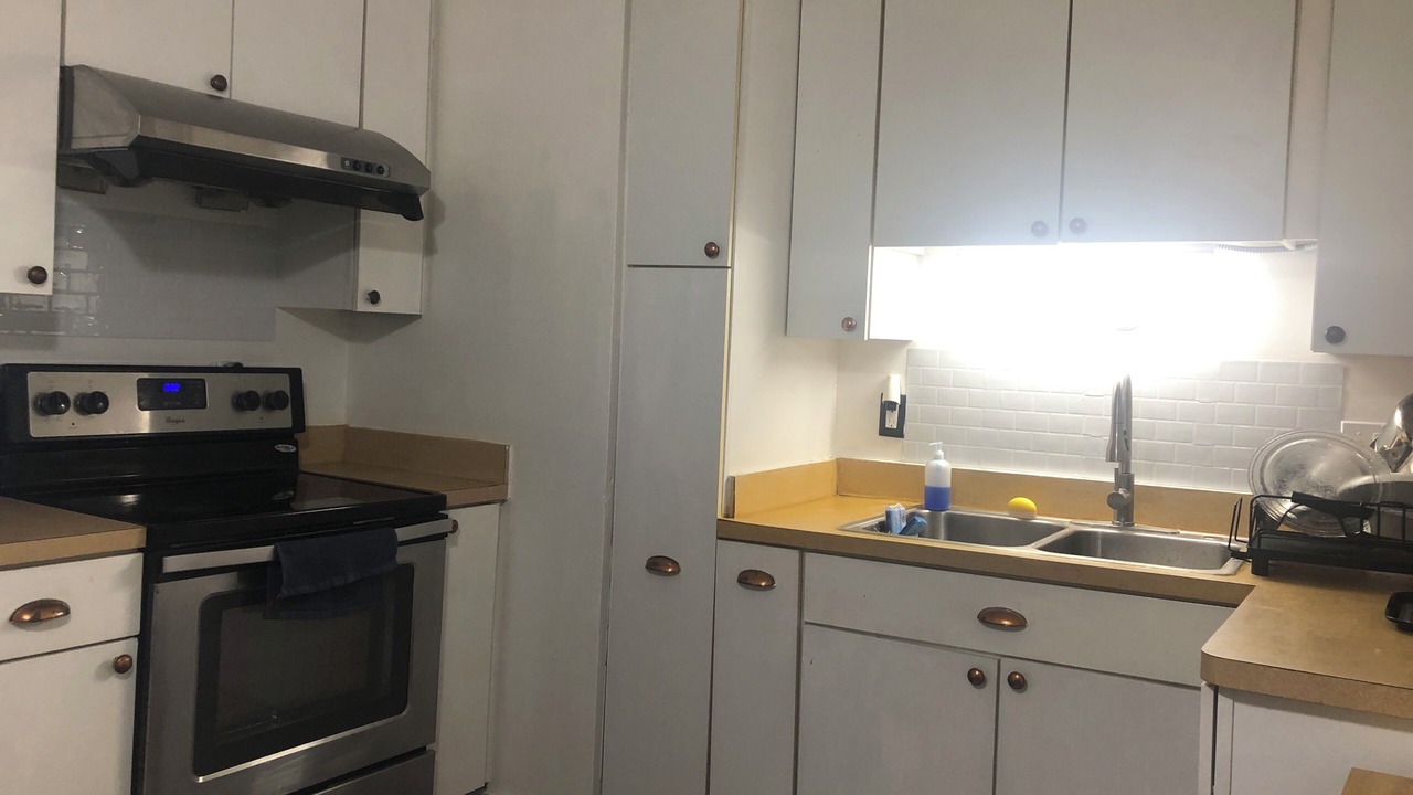 Photo of Kitchen in Bryant Pattengill East