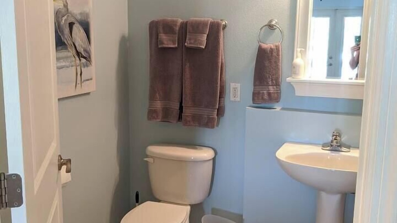 Photo of Bathroom in Sherwood Forest