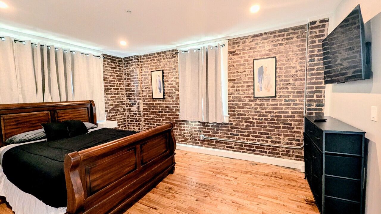 Photo of Bedroom in Maryville