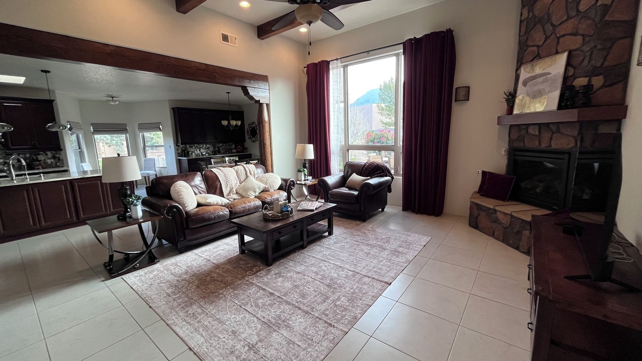 Photo of Livingroom in North Albuquerque Acres