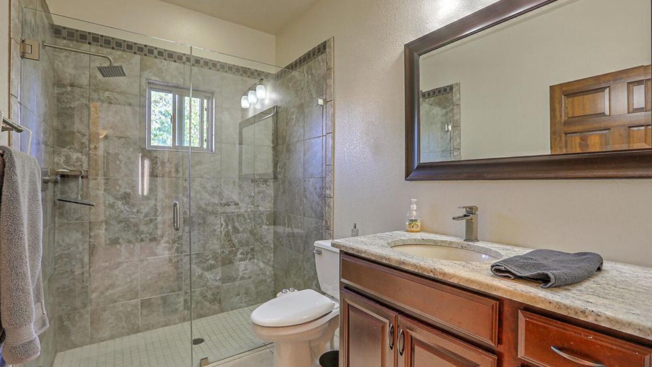 Photo of Bathroom in North Albuquerque Acres