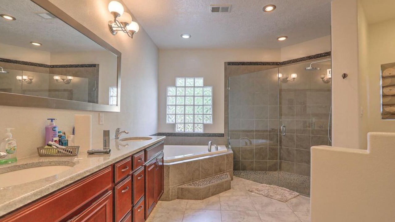 Photo of Bathroom in North Albuquerque Acres