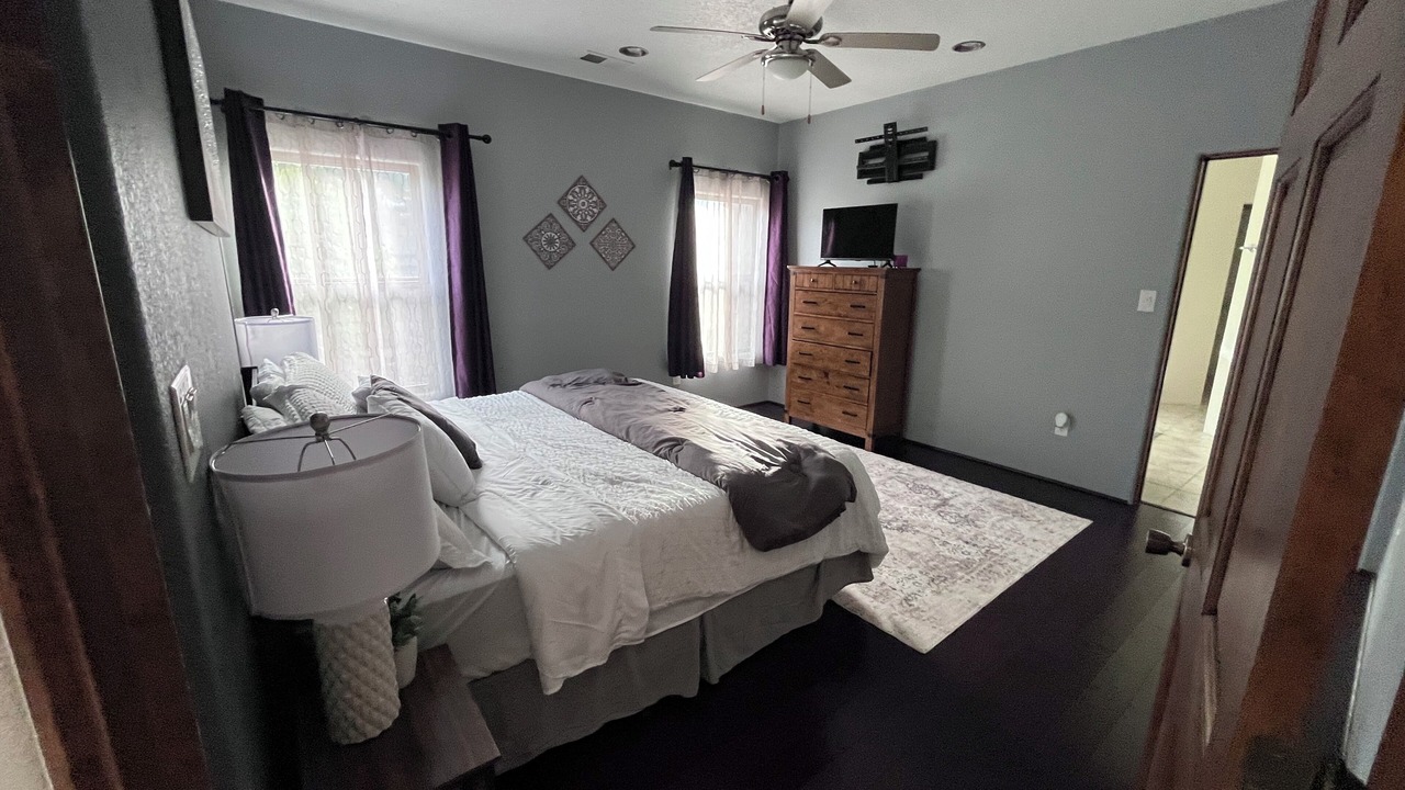 Photo of Bedroom in North Albuquerque Acres